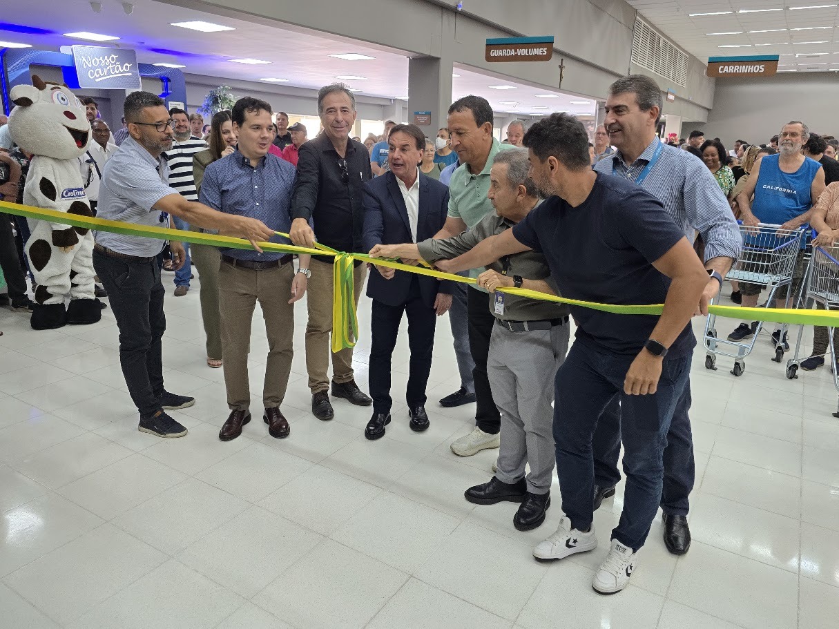 ACISC prestigia reinauguração da loja Savegnago em São Carlos