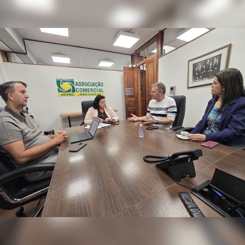 Prefeitura e ACISC firmam parceria para ampliar divulgação de cursos gratuitos em São Carlos