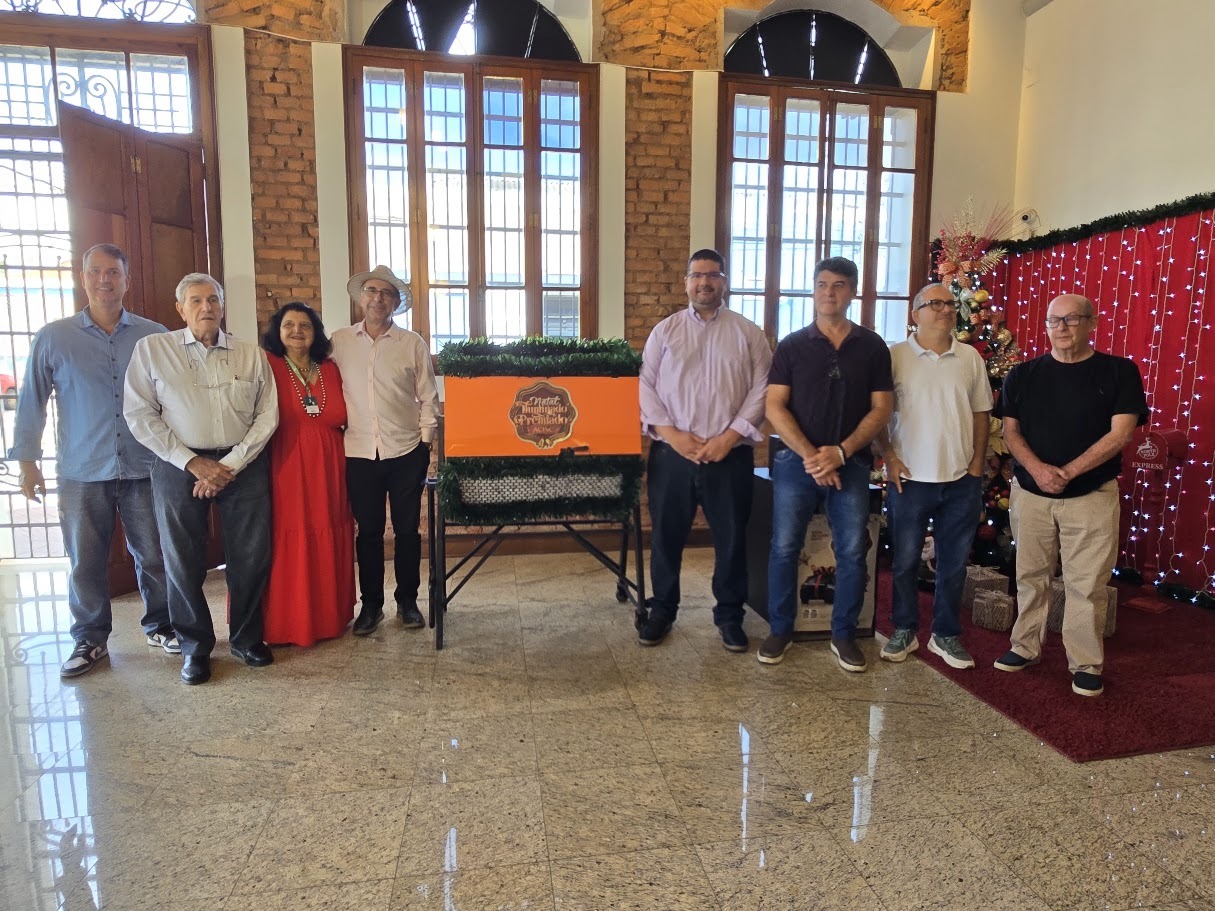 ACISC realiza sorteio da campanha Natal Iluminado e Premiado 2025